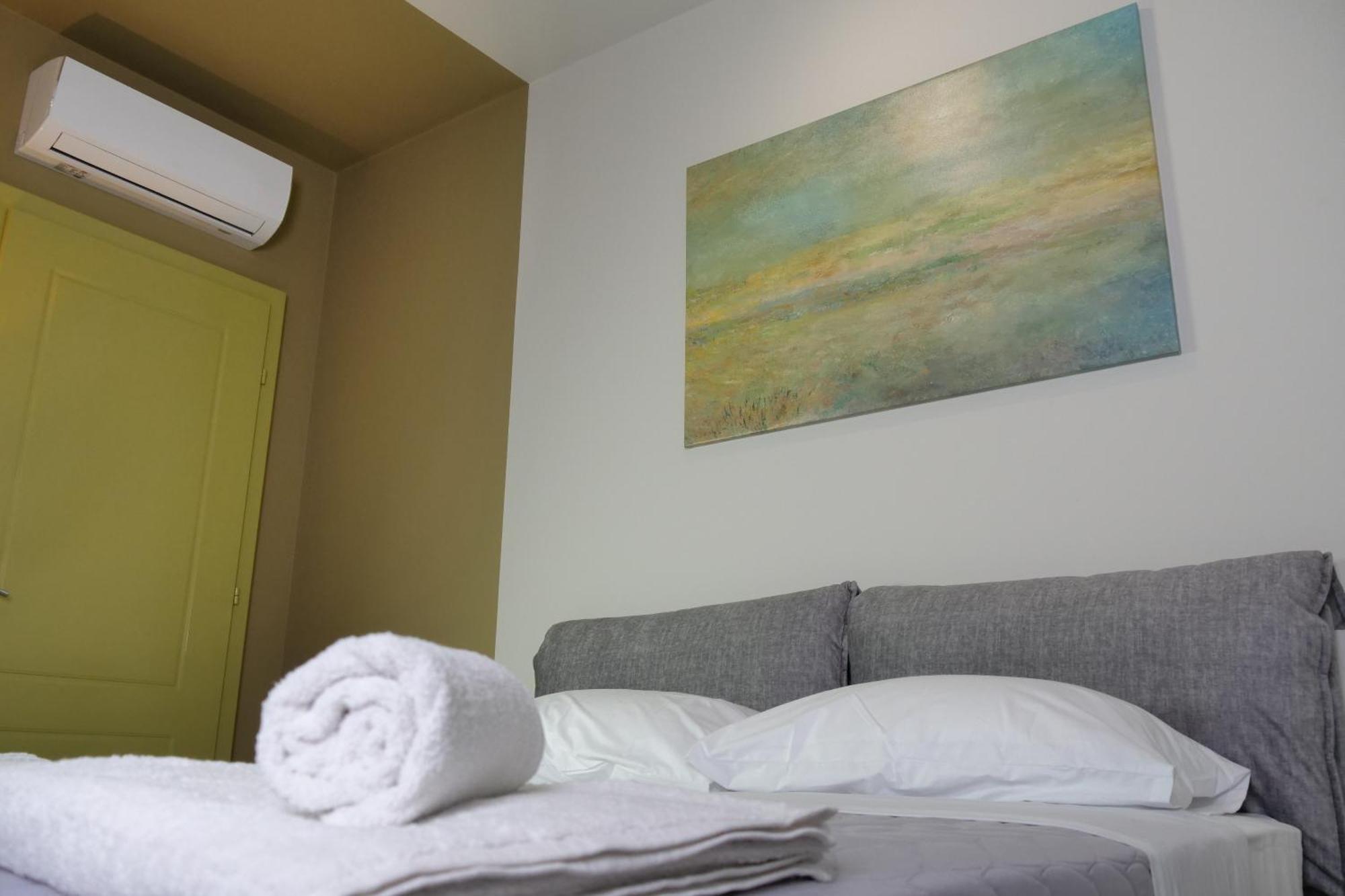 Stay-Five Rooms & Apartments Шкодер Экстерьер фото