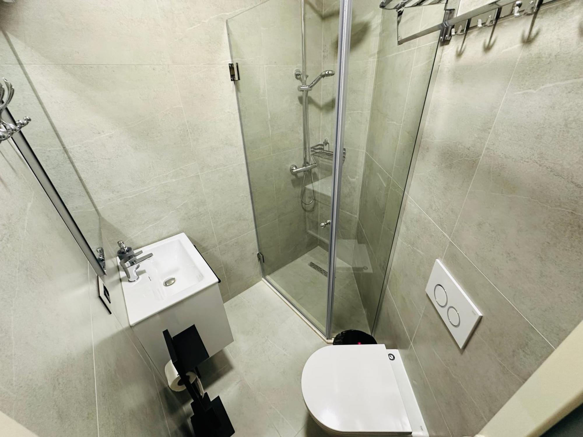 Stay-Five Rooms & Apartments Шкодер Экстерьер фото