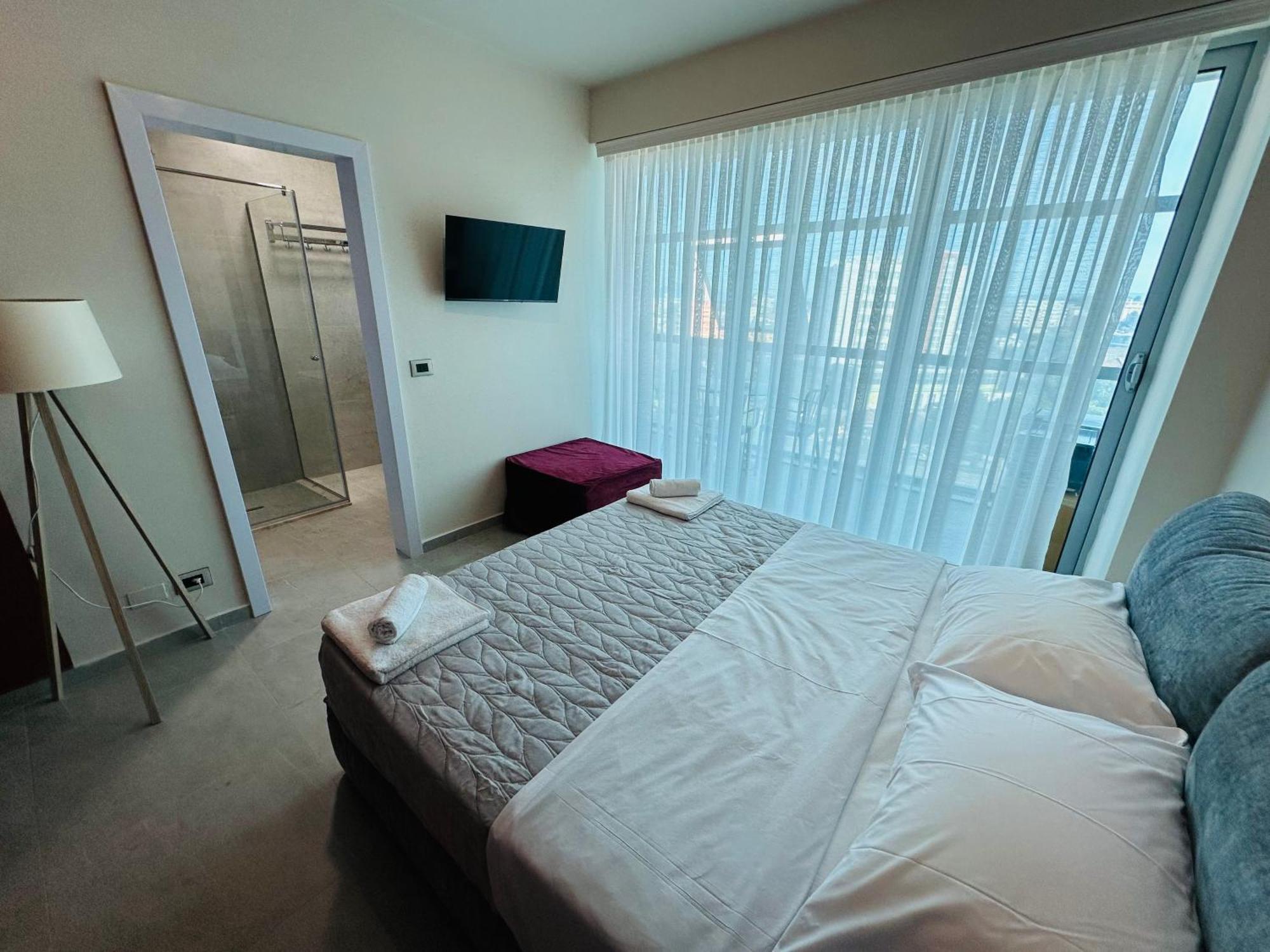Stay-Five Rooms & Apartments Шкодер Экстерьер фото