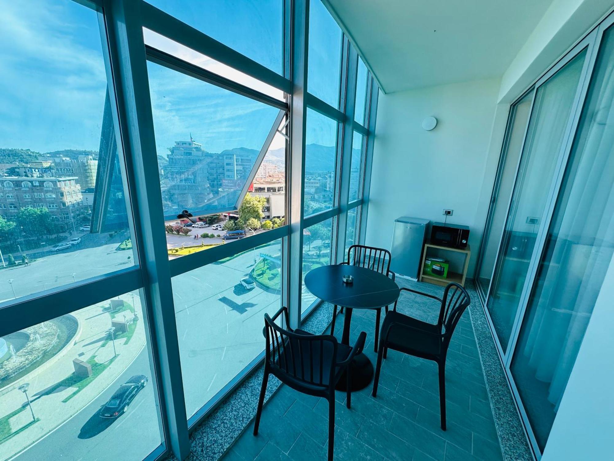 Stay-Five Rooms & Apartments Шкодер Экстерьер фото