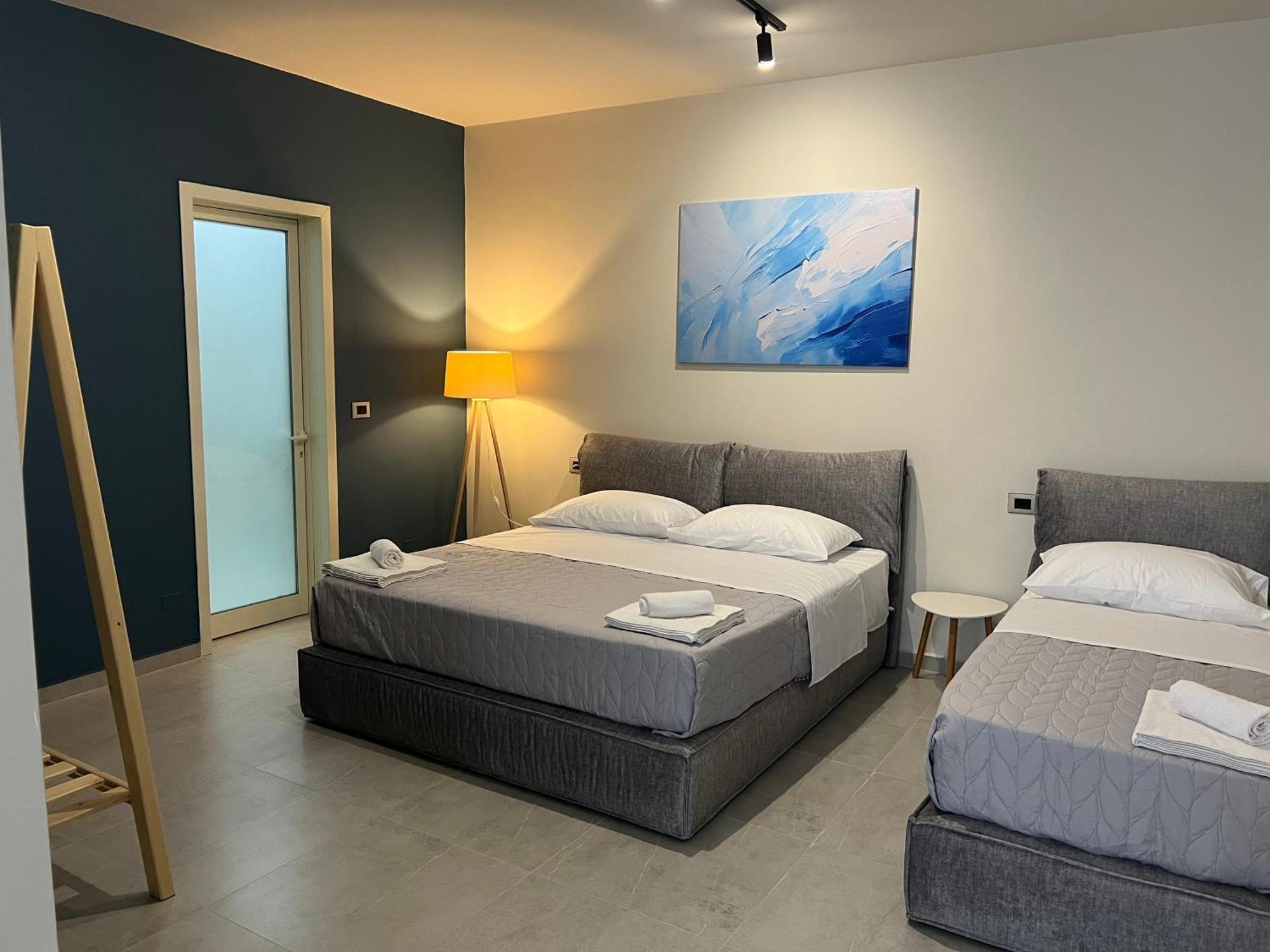 Stay-Five Rooms & Apartments Шкодер Экстерьер фото