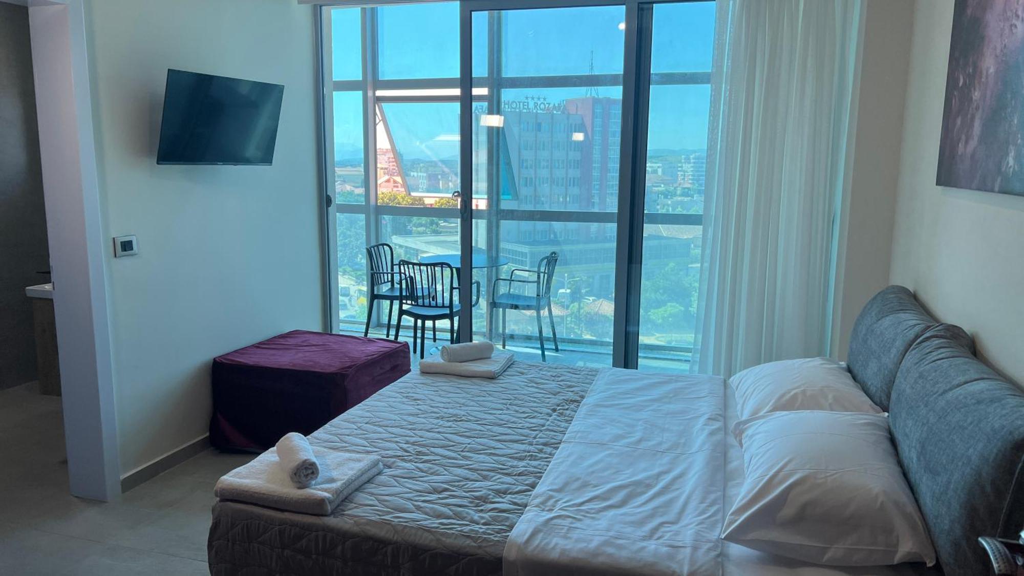 Stay-Five Rooms & Apartments Шкодер Экстерьер фото