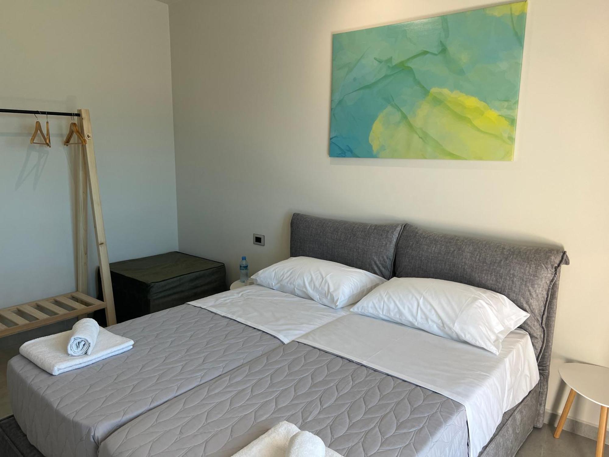 Stay-Five Rooms & Apartments Шкодер Экстерьер фото