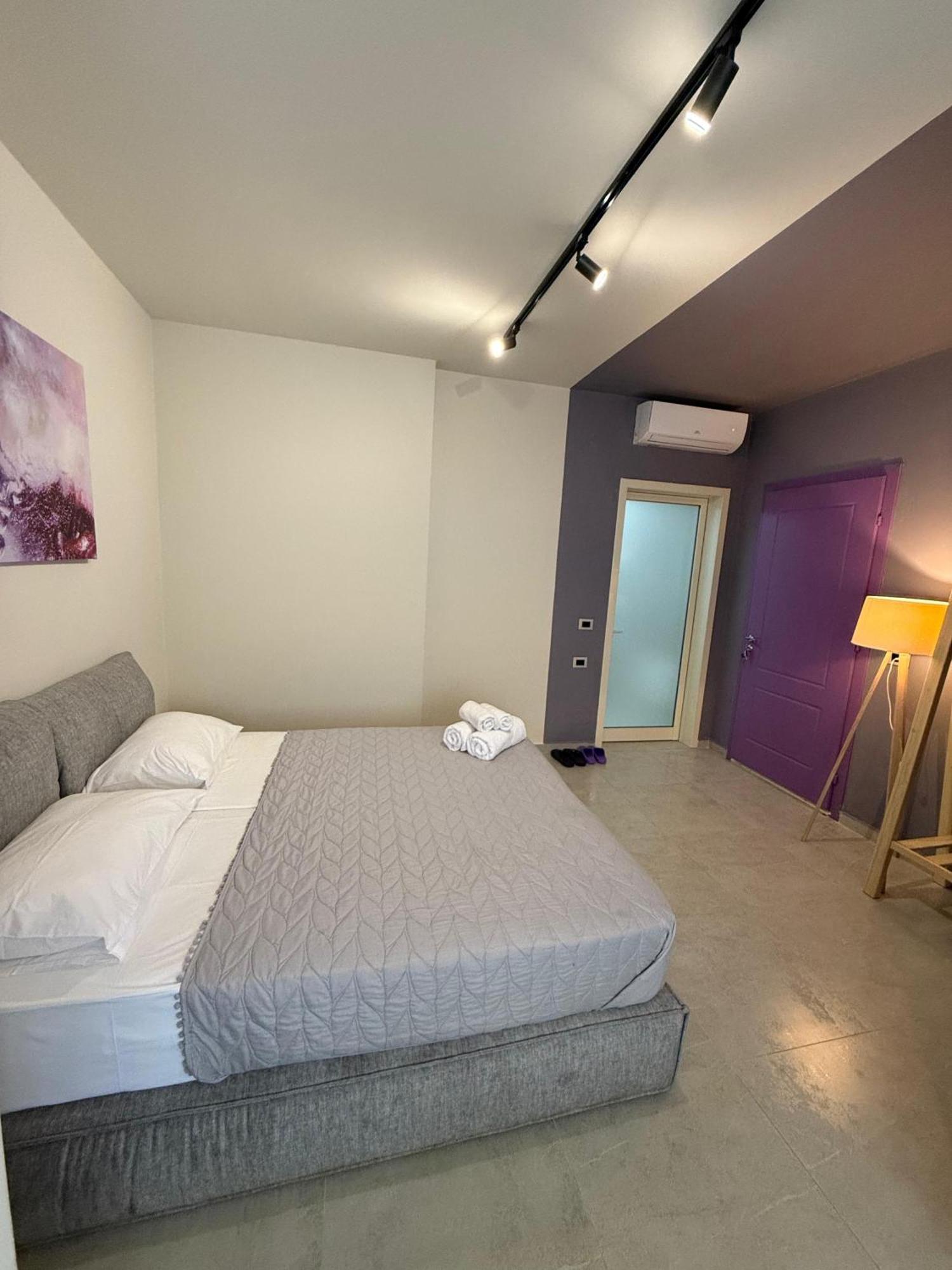 Stay-Five Rooms & Apartments Шкодер Экстерьер фото